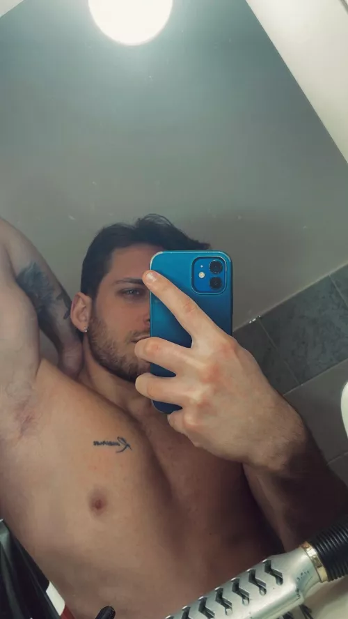 You like my armpits, I know it. by Andrexxx94