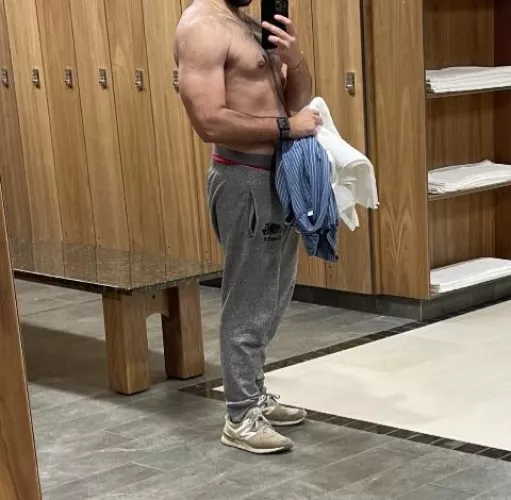 29 M seeking hotwife by MiddleEastBeast1224