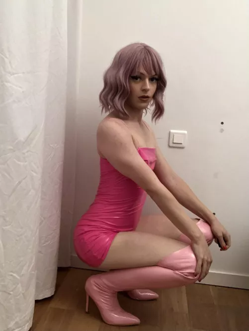 Can you guess my favorite color ? 🤭 by BambifyMe