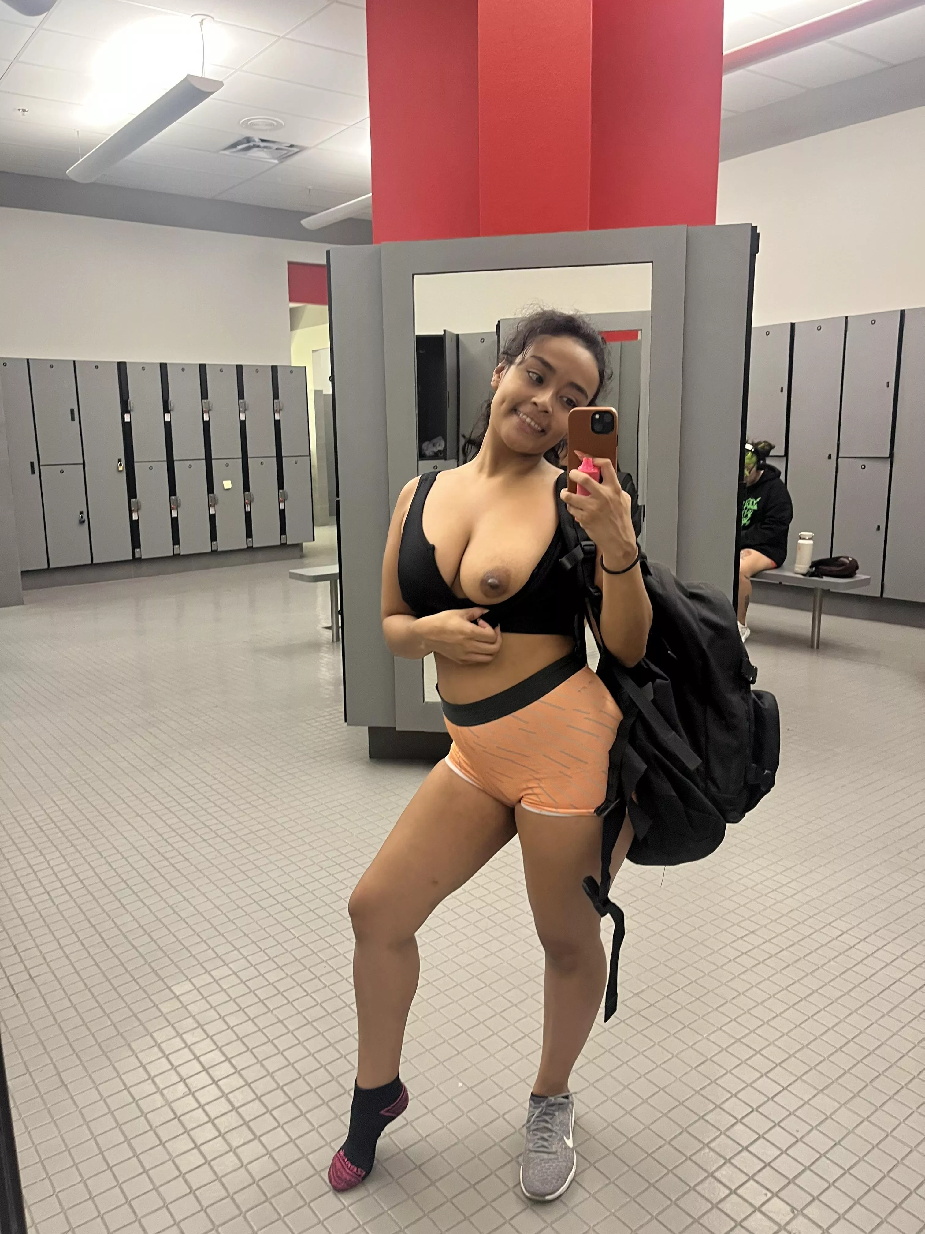 Casually showing my amazing tits posted by NicoleNealGT