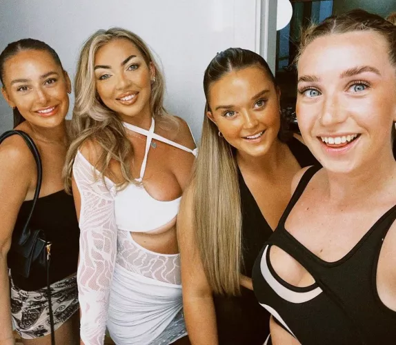 Dressed up [4] by brusernameste