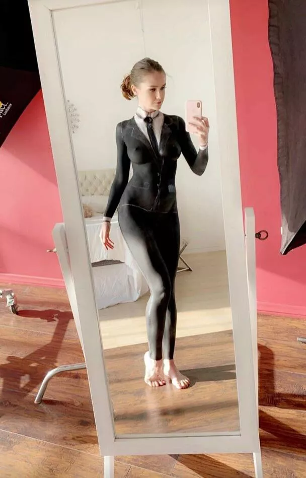 Formal Dress posted by jetpoweredbee