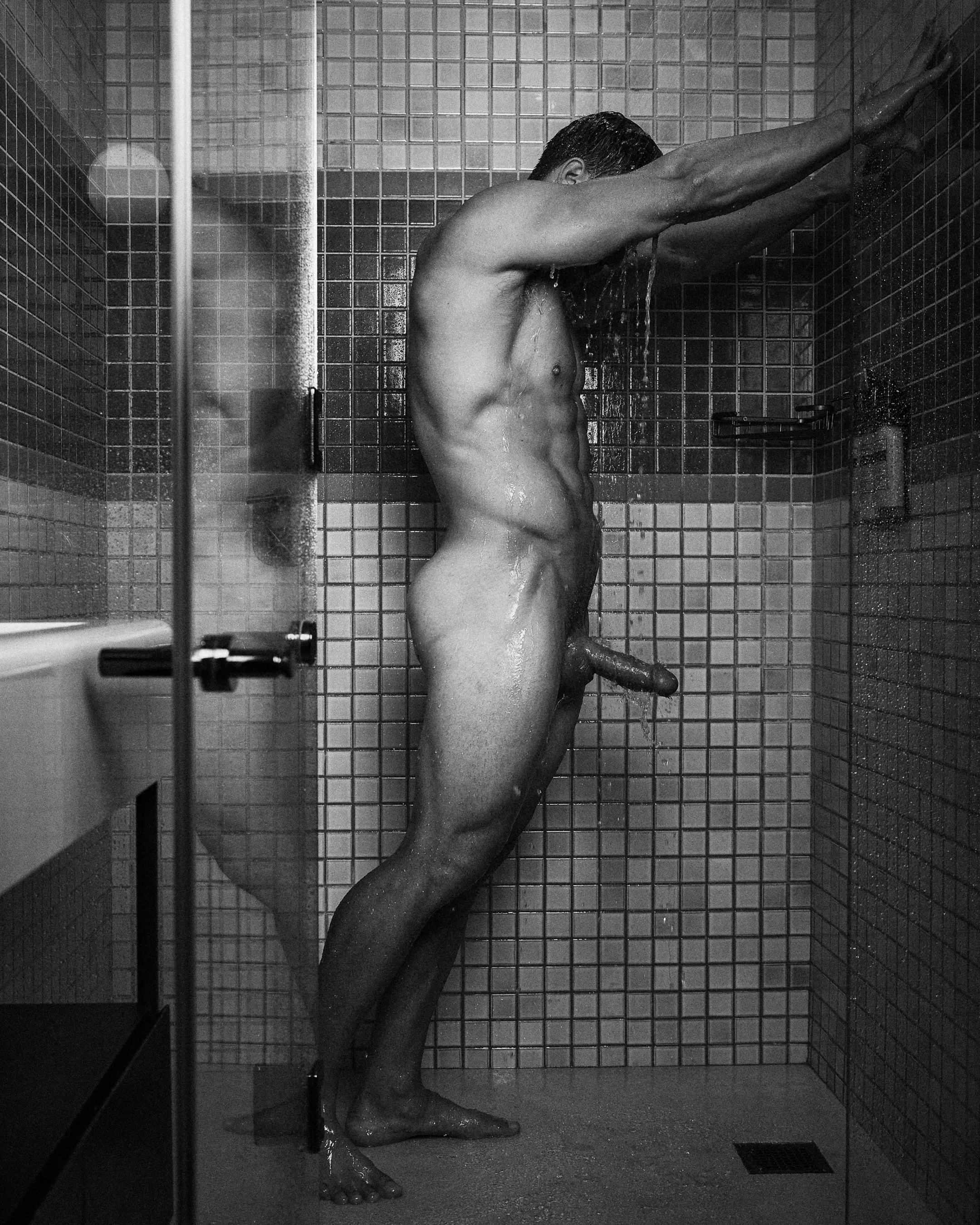 Hey y'all it's shower time! posted by GetBonedbyTerone