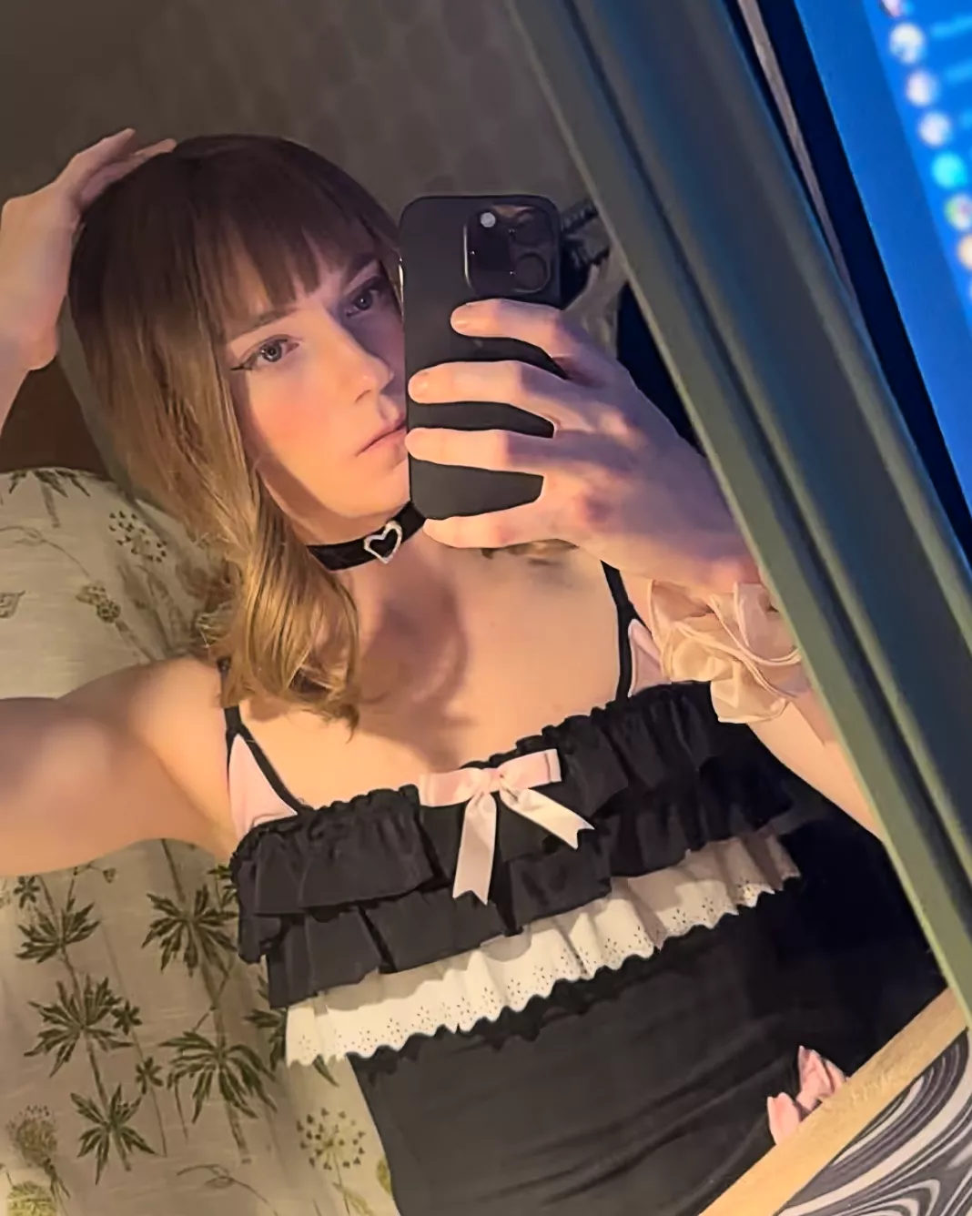 Hiya! 👉🏻👈🏻🙈 posted by JustAMerryChap