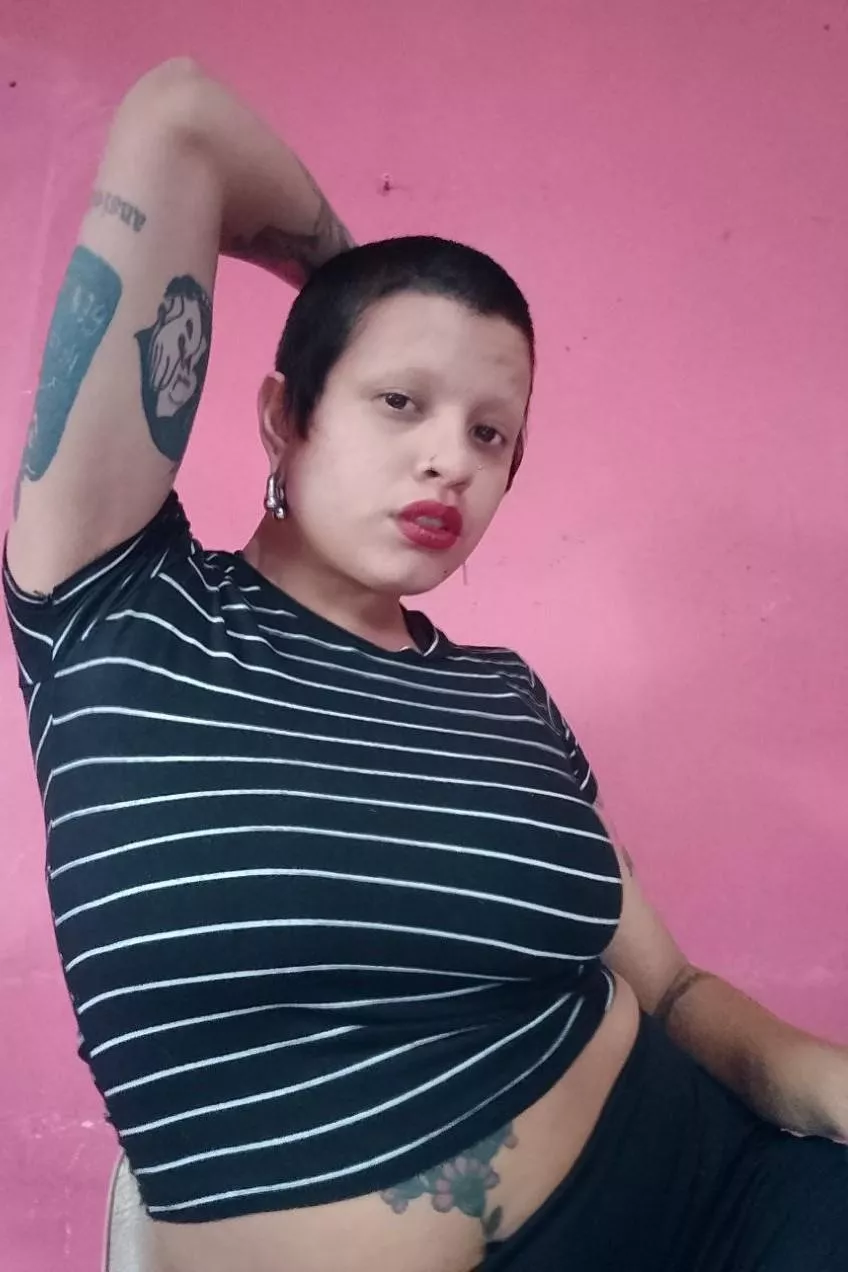 I think the perfect shade would be an even stronger red! posted by xiris420