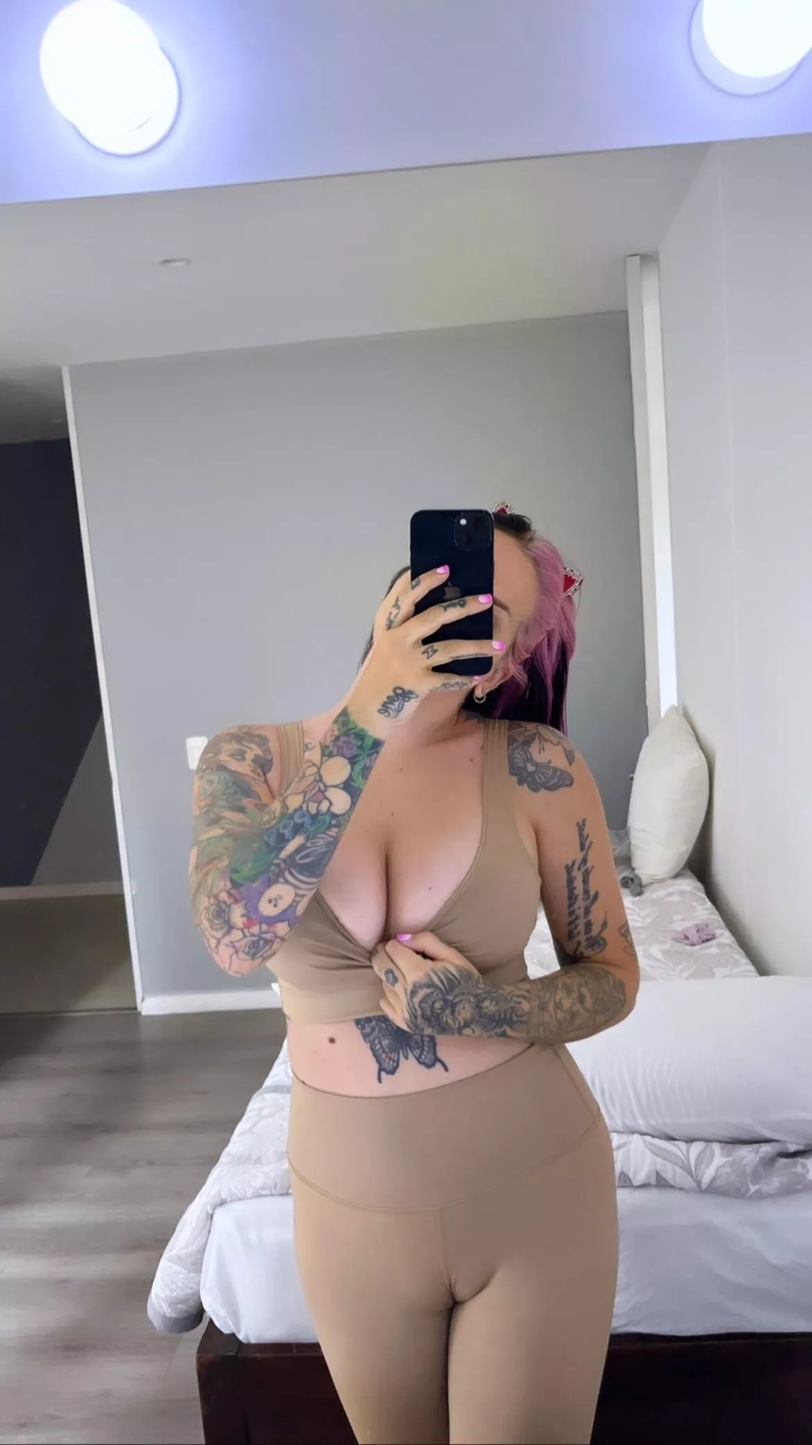 Is my Italian body thick enough for you? posted by ottaviia