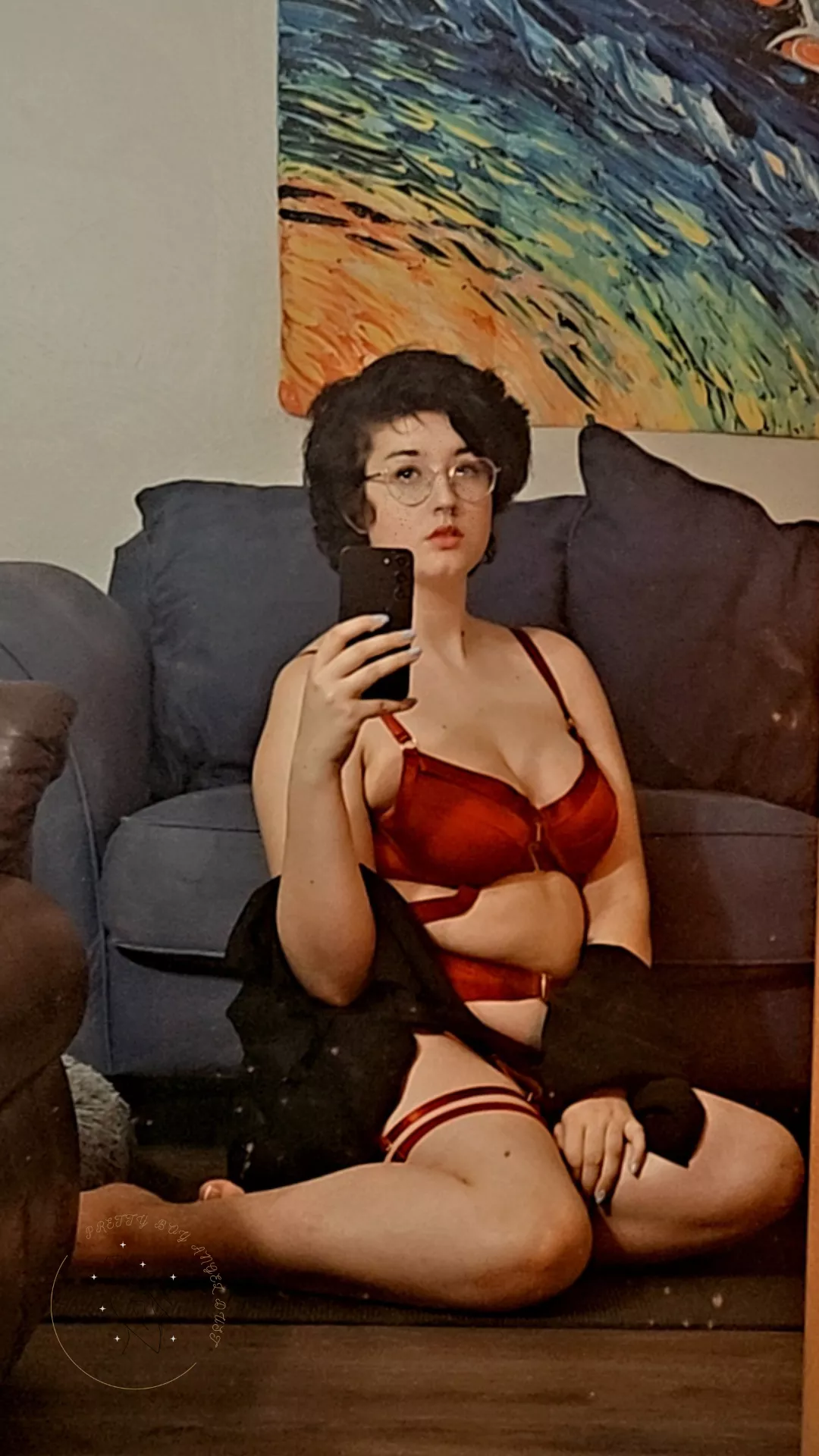 I've been told I look just devilish in red 😈 posted by AngelDustedFeet