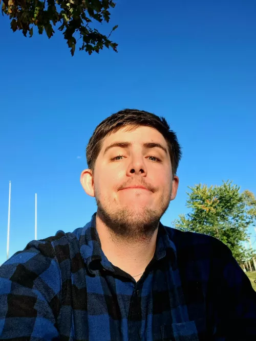 Looking for spooky/horror book recommendations by glassbanana