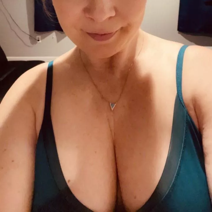 My necklace is up here posted by CougarMarie