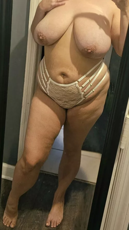 Saggy in the sexiest way by Honest_Food_5585