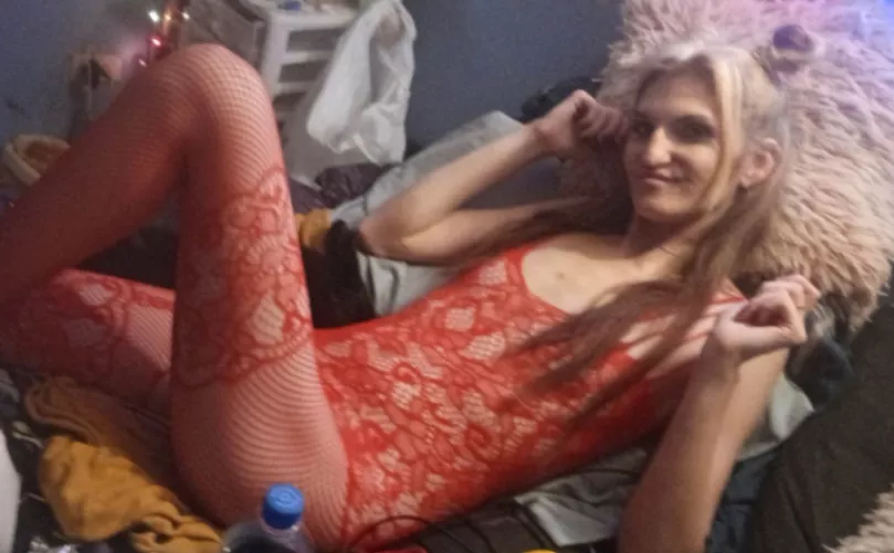 Sexy in Redd by Acrobatic-Common-659