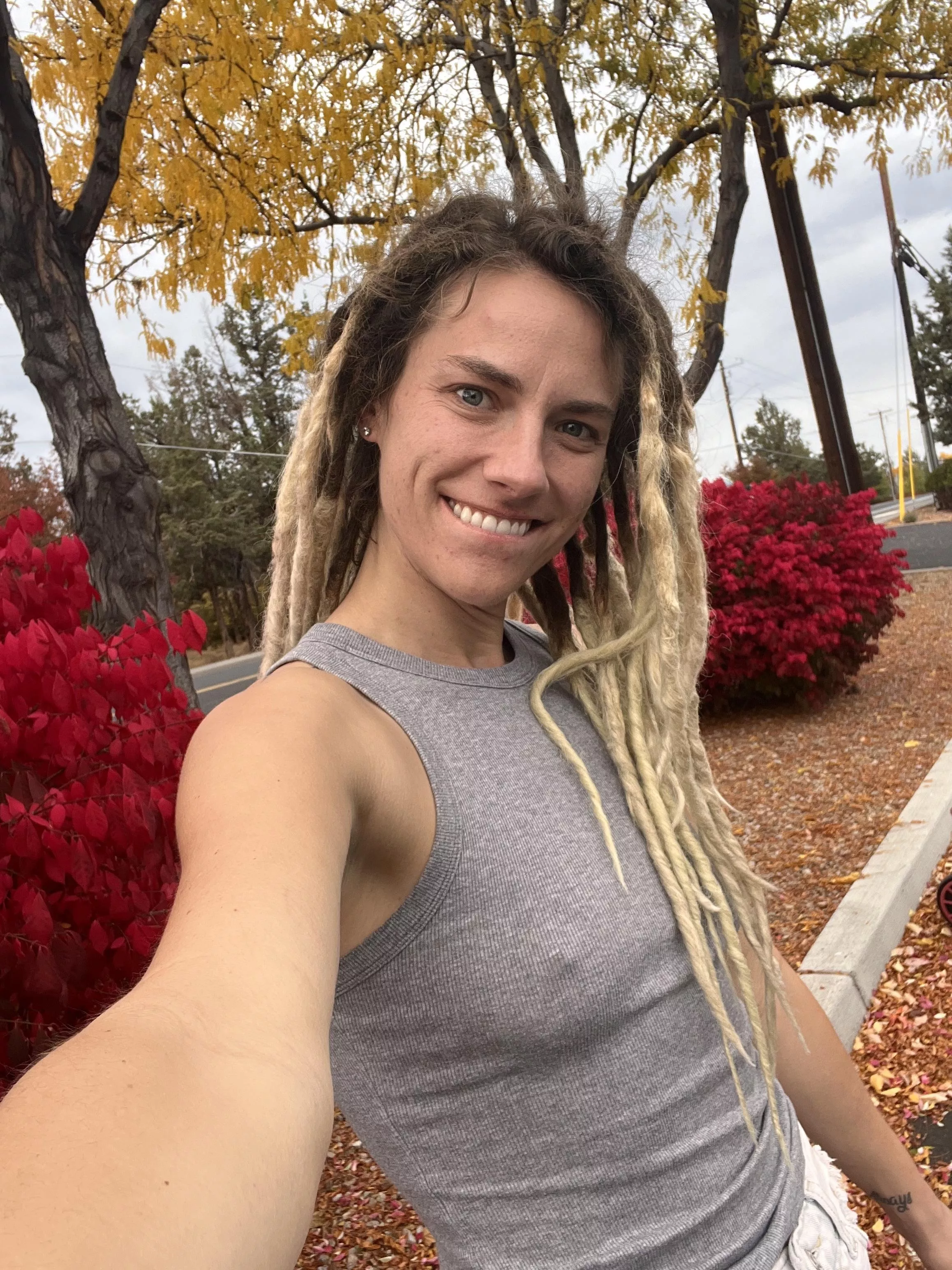 These fall colors tho posted by siennajuneofficial