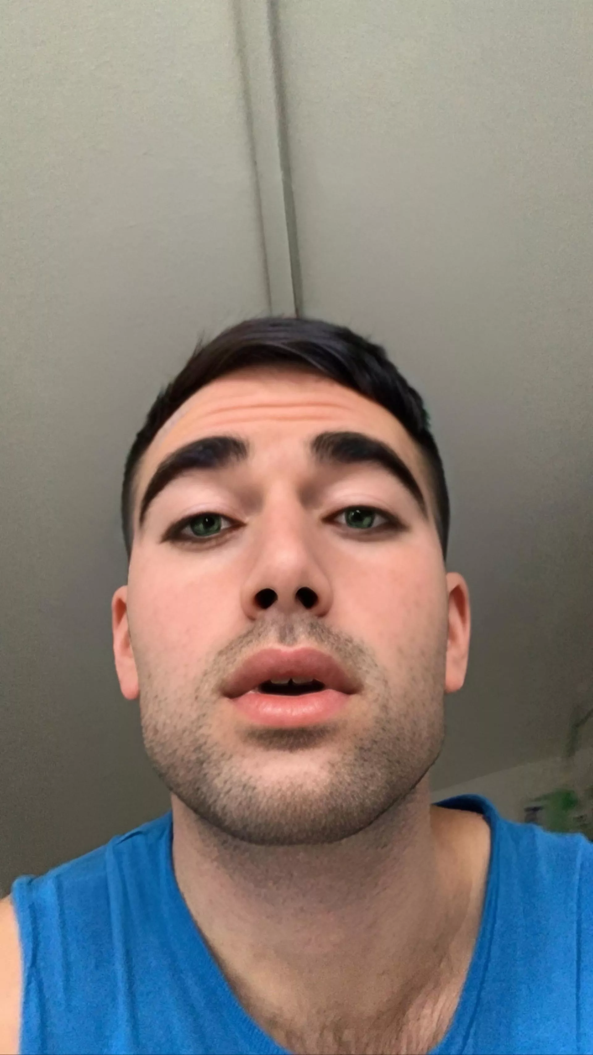 To that guy who PM'd me to ask if I have a butt-chin, I don't have a butt chin, but I do have a girthy chin. I shaved my beard for this. posted by Lorenzo7891