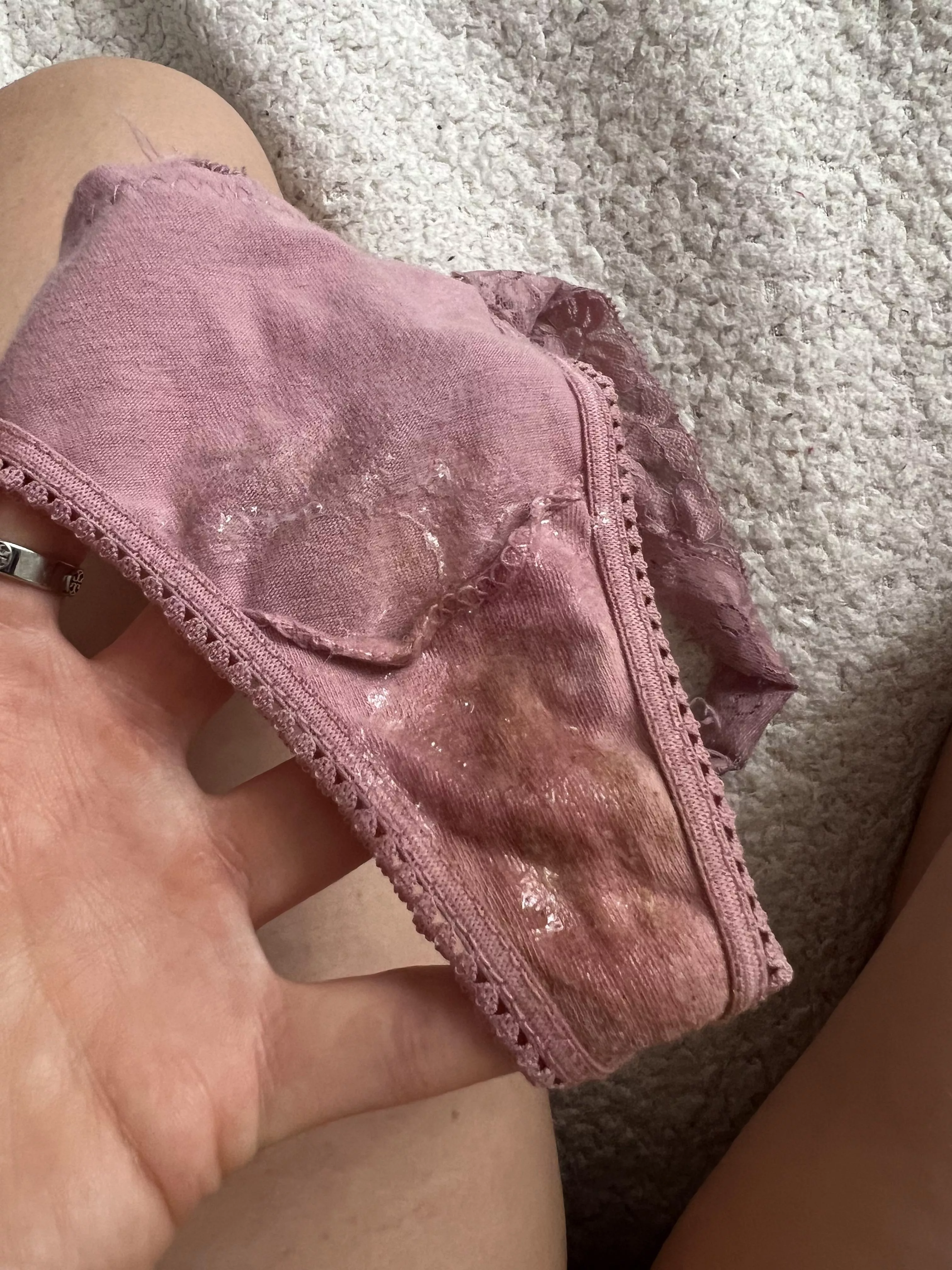 [Uk] Seller 🇬🇧 25F 💋 Dm for menu or to see my panty drawer posted by simonevin987