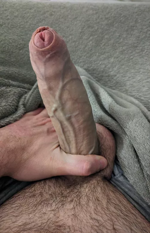 Whoring myself for some karma so I can post in another subs by musclemommysub