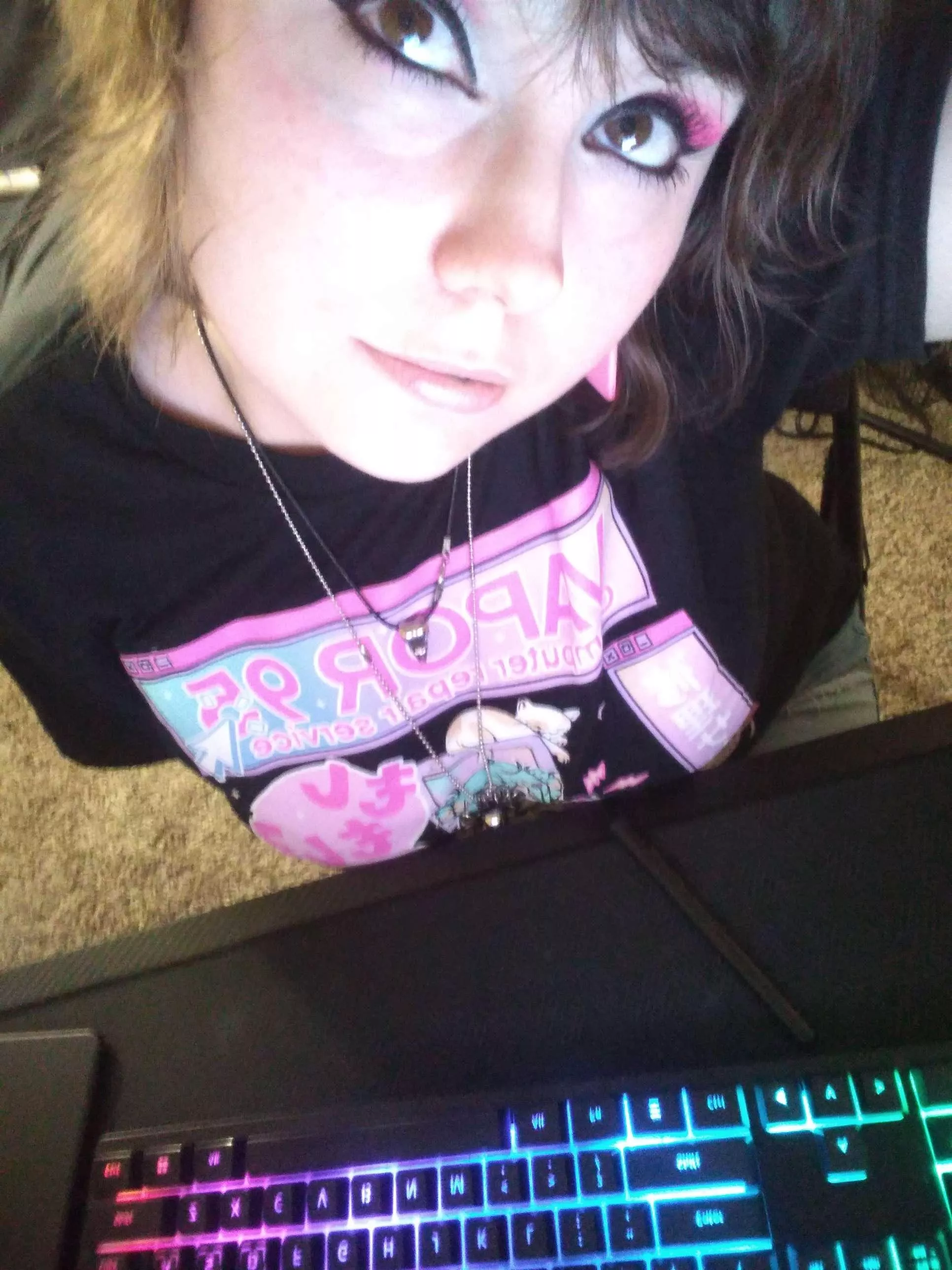 Will you play with me? posted by Cryptmommy1