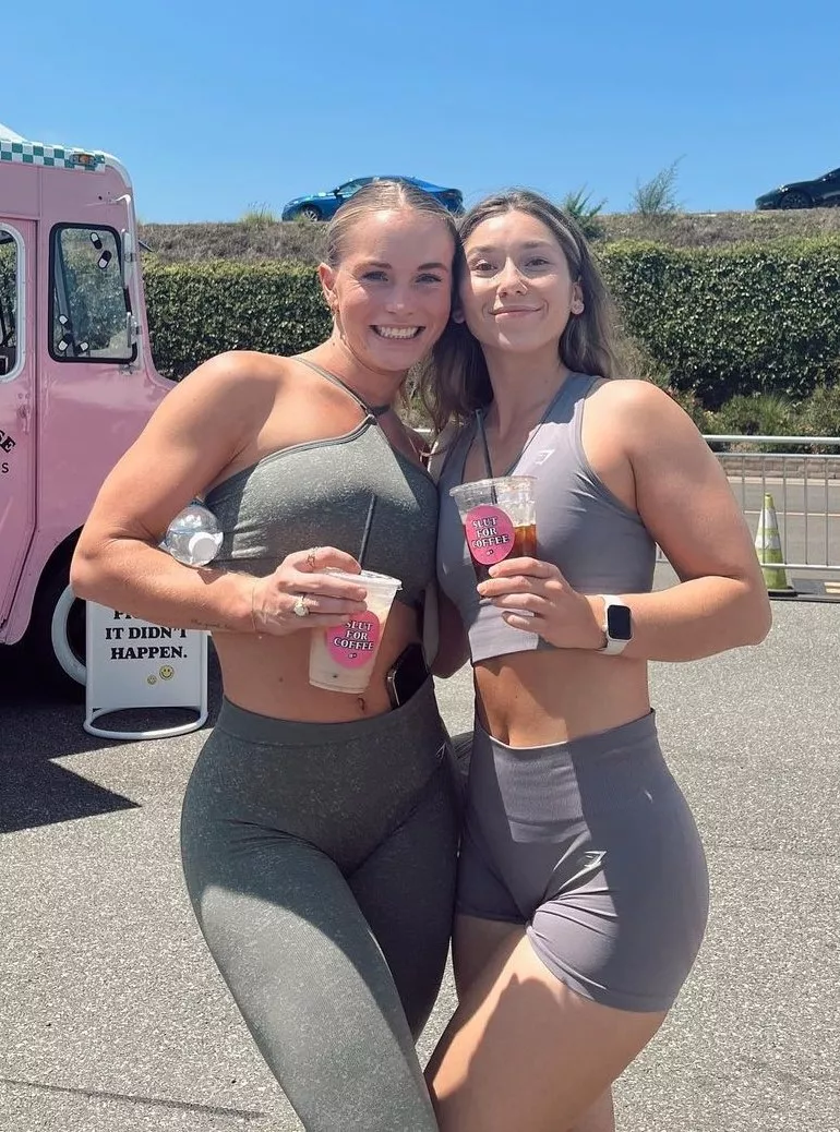 2 fit babes posted by GreenNutzPlaya