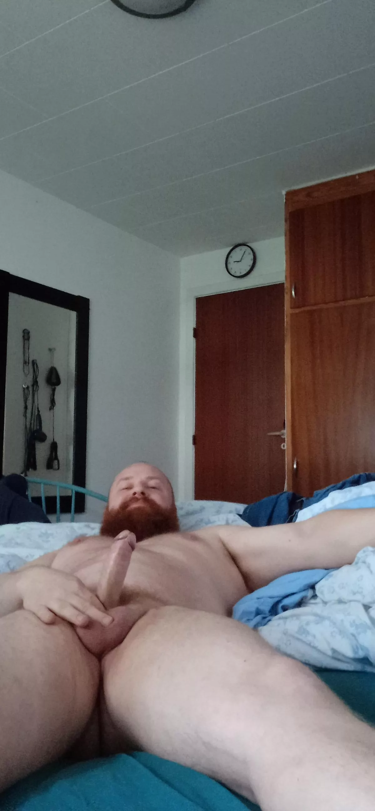 [43] Wanna join a chubby daddy in bed 🤗😘 posted by Larsadk