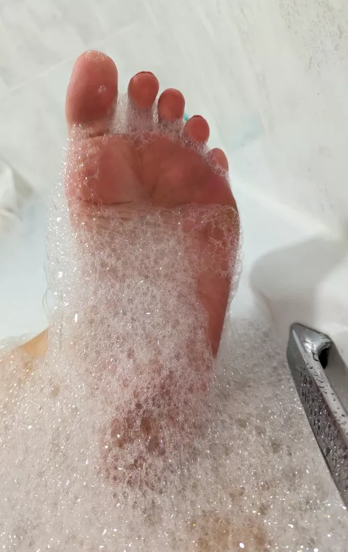 After a nice long soak my toes are ready for you by Arabellarosexxx