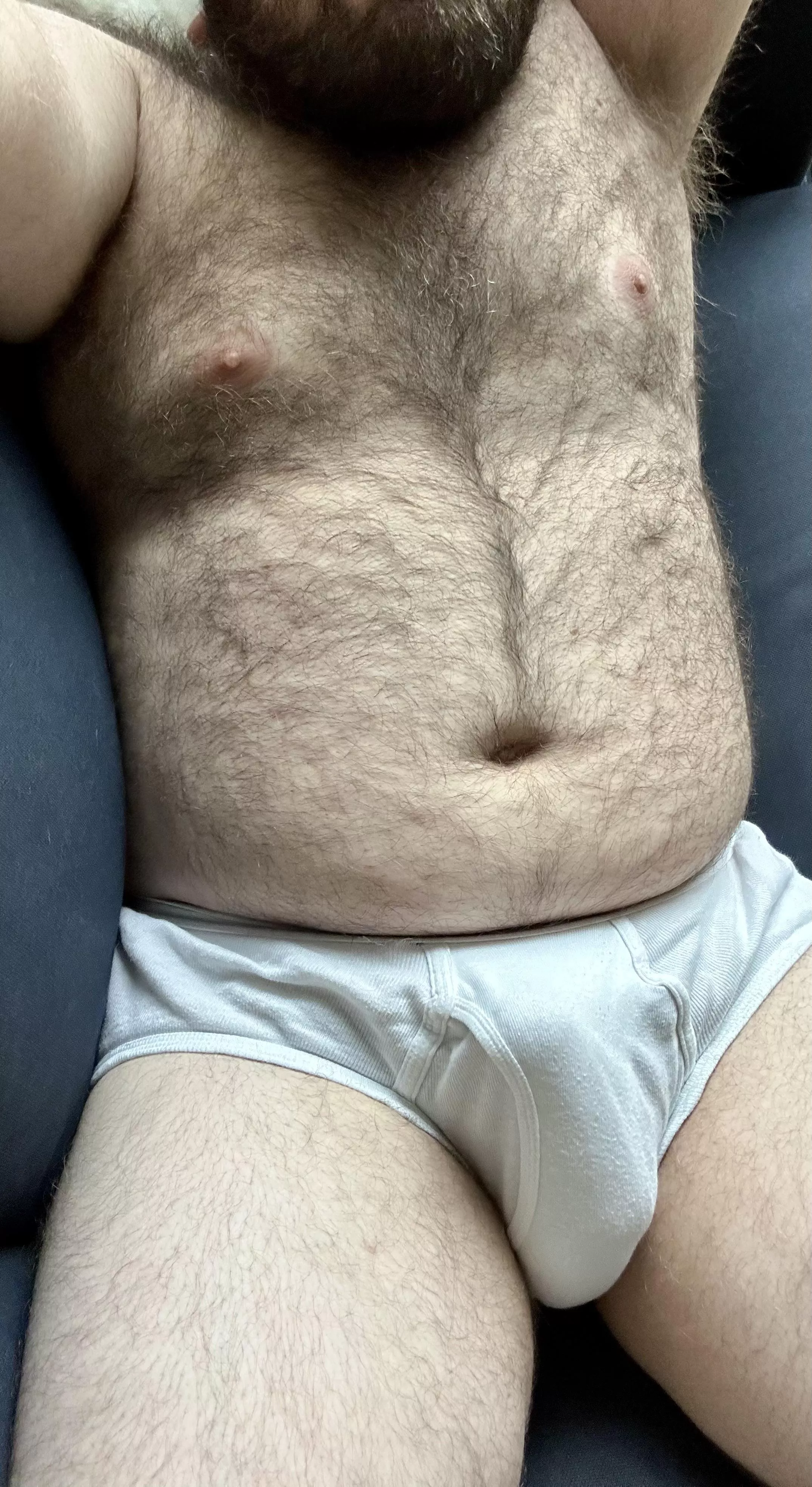 Am I too big to be an otter? posted by hornyhairypig