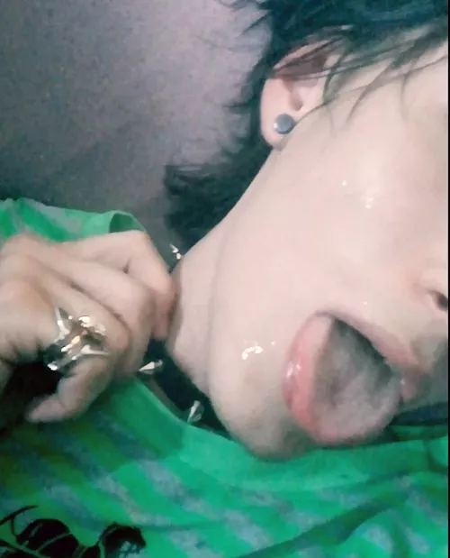 Cumslut for men by _akih1ro_