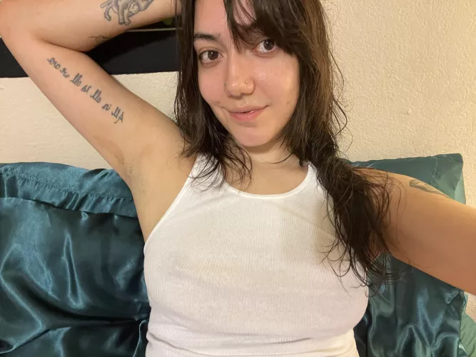 Fresh out of the shower :) by onlynikki111