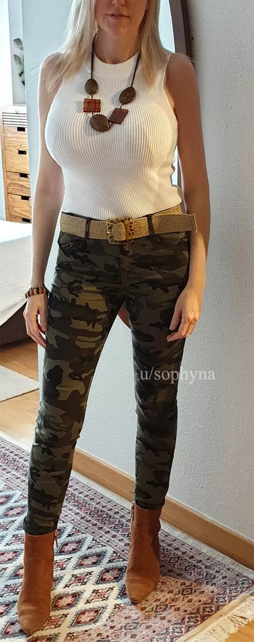 going out [F] posted by Sophyna