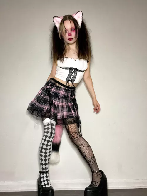 Happy Friday…… by GrabTurbulent6424