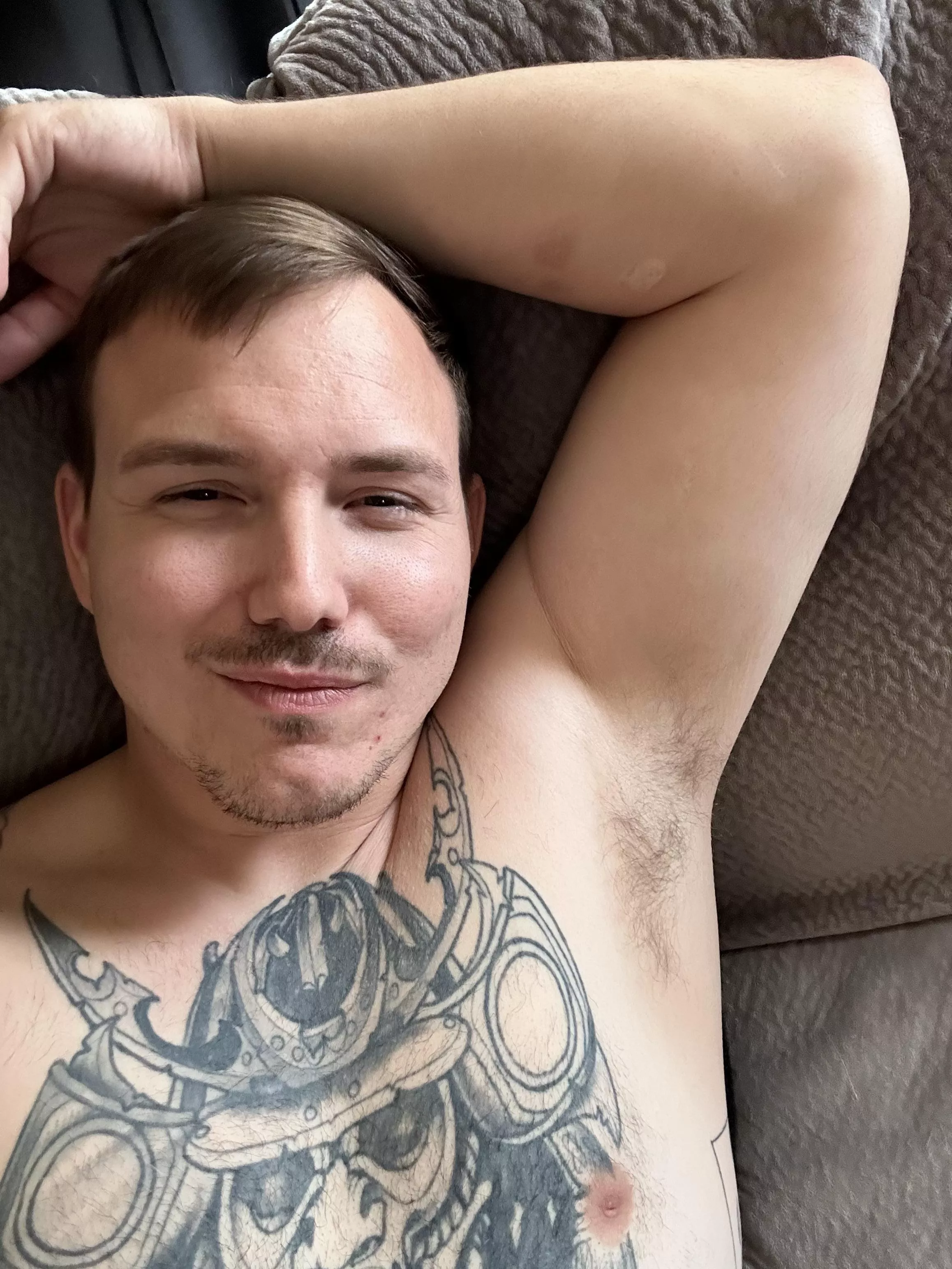 I don’t wear deodorant, wanna sniff? posted by Callmejustan