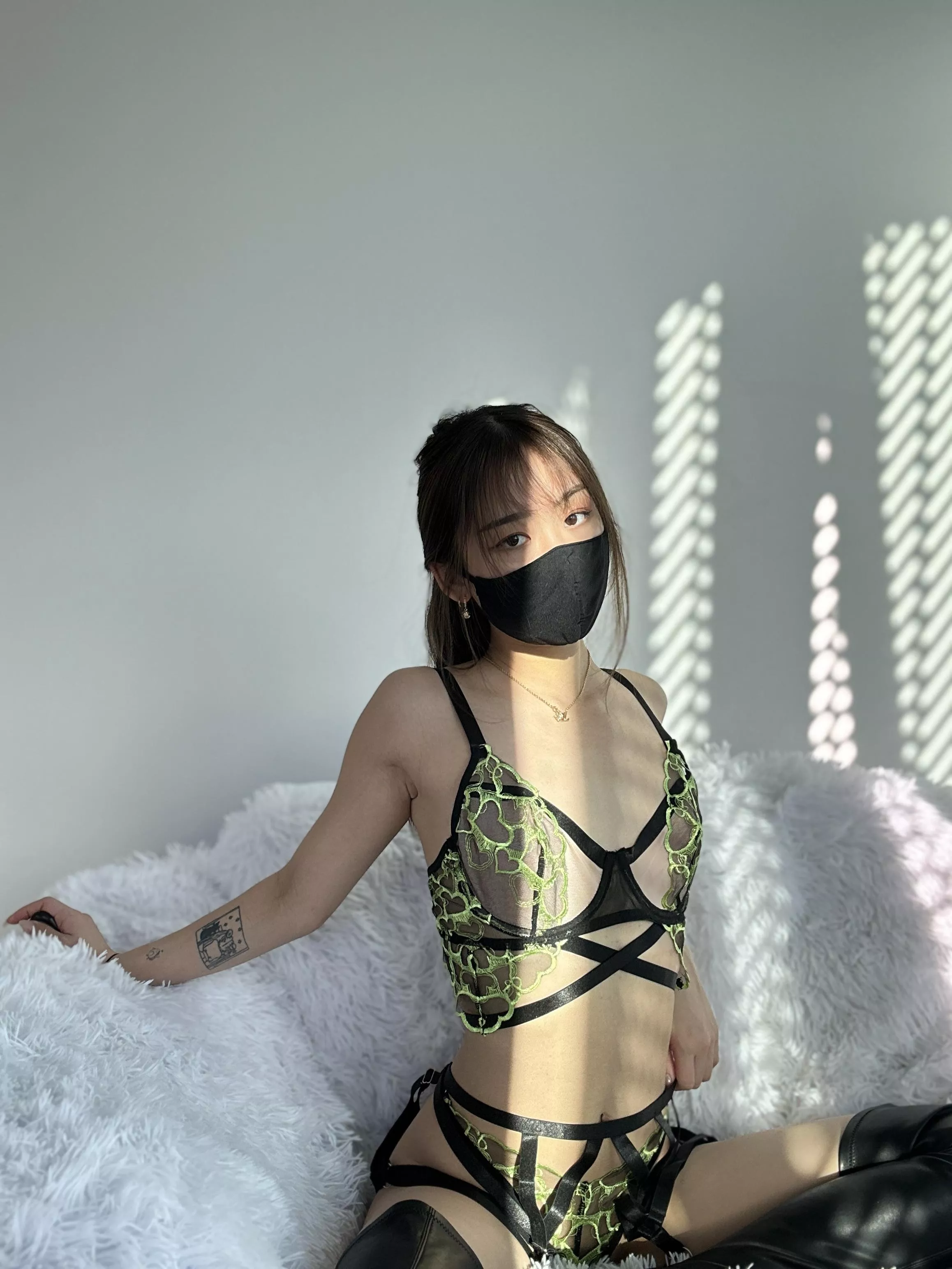 I heard you like tiny girls posted by lunaalovesyouu