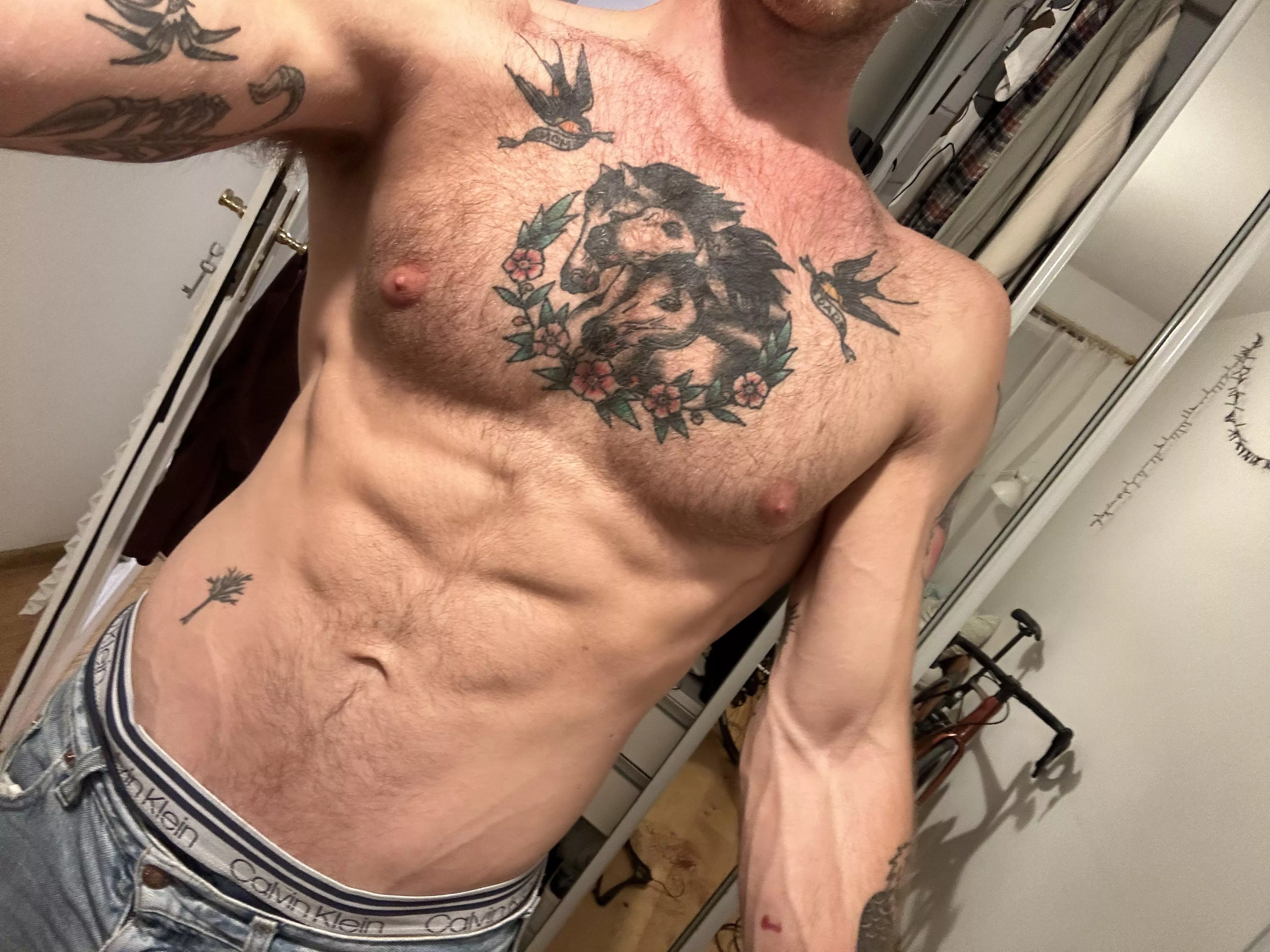 I just love veins posted by AlphaJake23