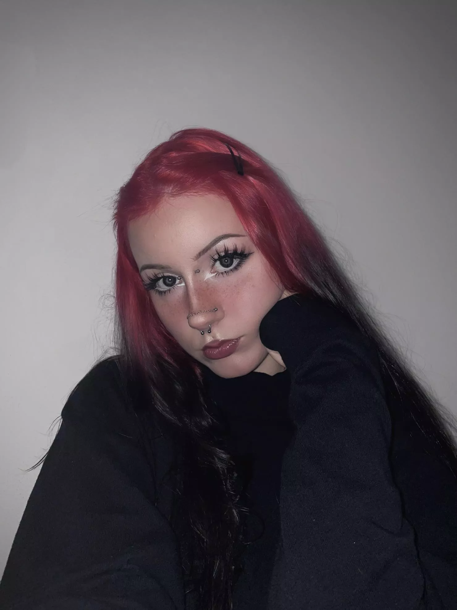 Love the red, but it keeps washing out way too quickly posted by princezna_nebezzz