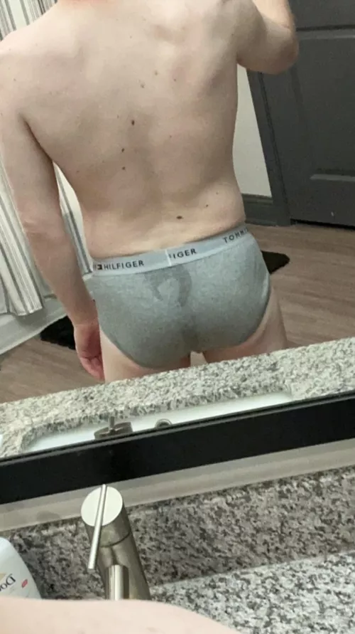My post gym ass sweat looks like a question mark by Bromotexual