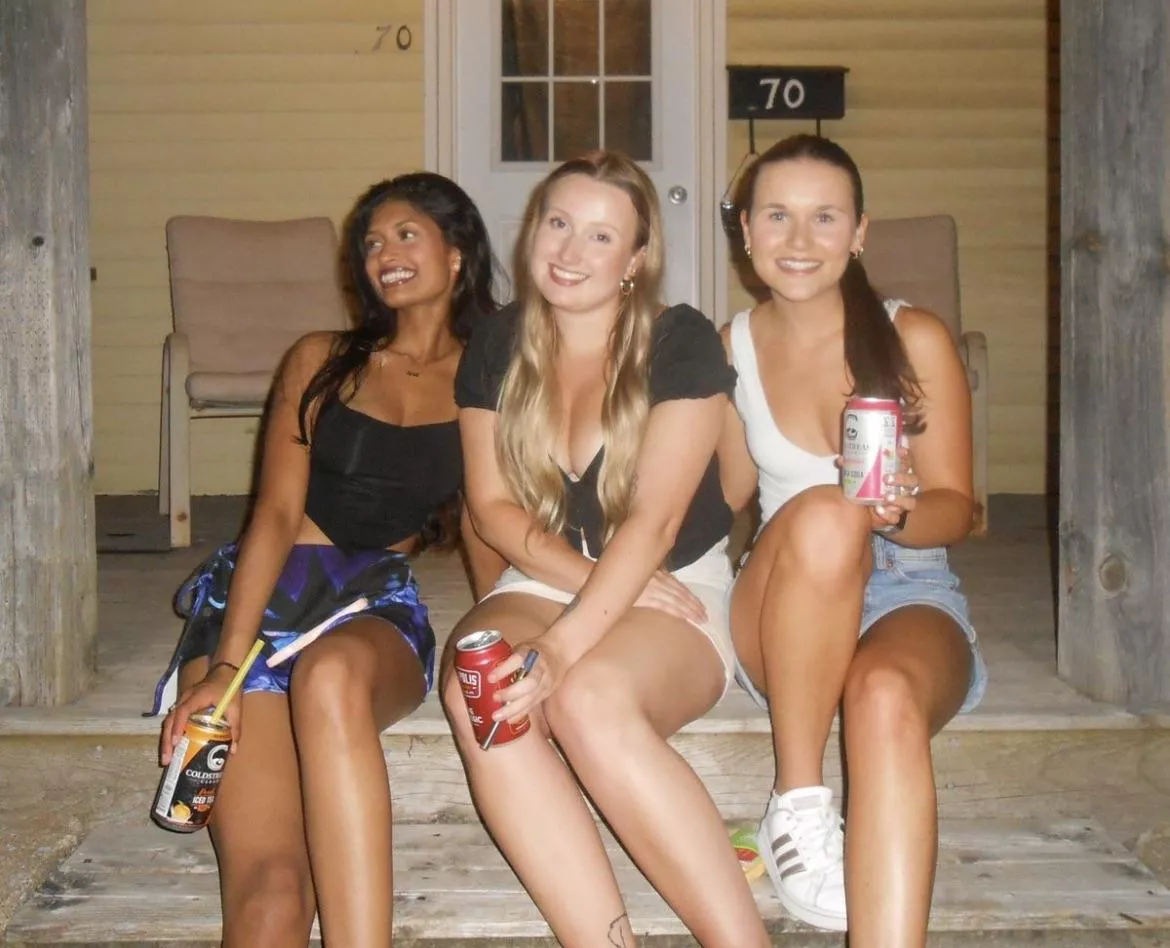 One of three posted by Wibbleyw0bbley