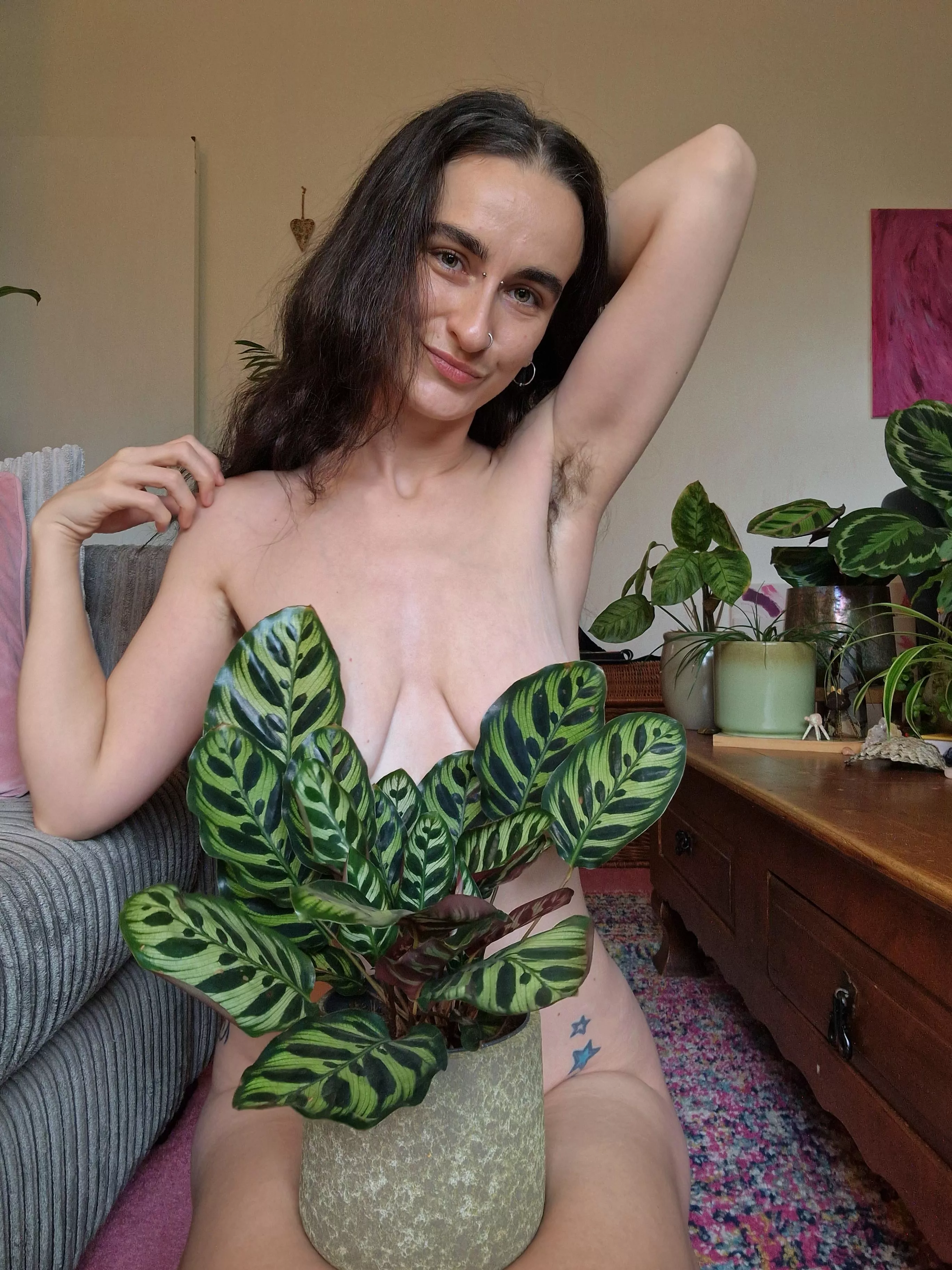 pits and plants 🌱 posted by nugbaba