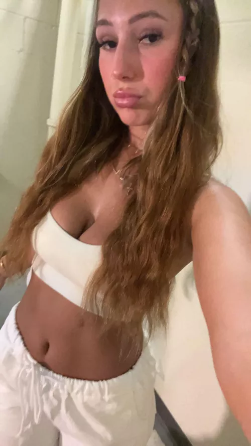 sitting nice braless and all by zaeszecret