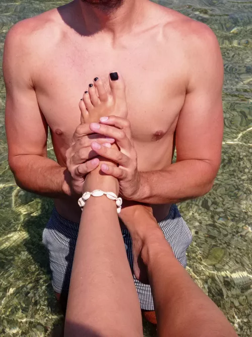 The Countess is truly relaxing on her vacation [oc] by MyKinkyCountess