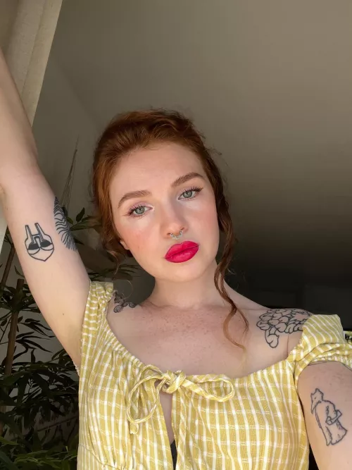 Trying out a new lip colour [f] by kokabyn