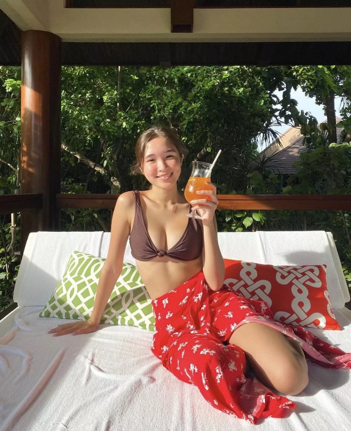 What would you do? posted by hklthrowawayy