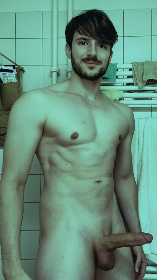 Who needs a little more dick this weekend? by ambar88