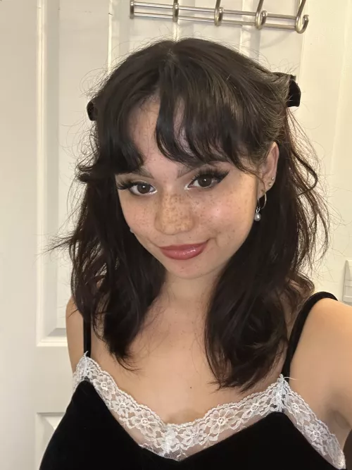 your favorite freckled 18 year old 😊 by NumerousMutation