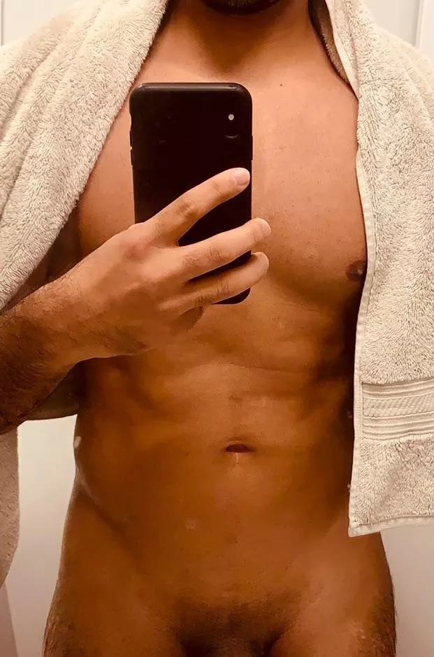 33 year old experienced bull/3rd for a hot wife in new york city area. Also can travel posted by pussyexpertforyou