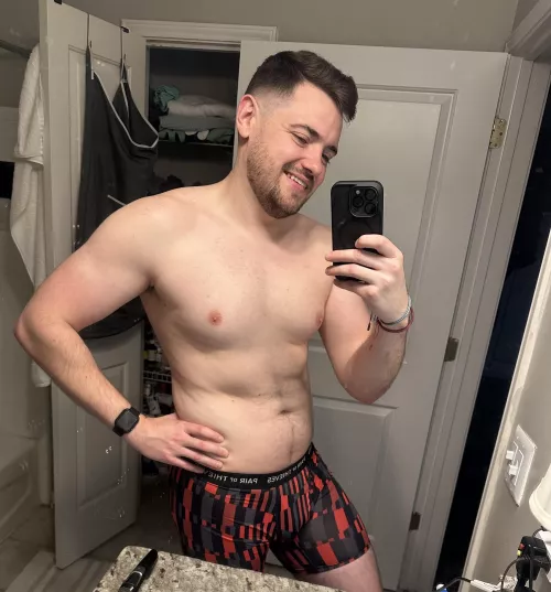 Any love for a guy with a little extra? (; by RaegarSnow