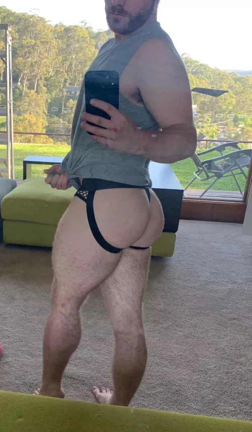 Beard and butt? by manifold3r