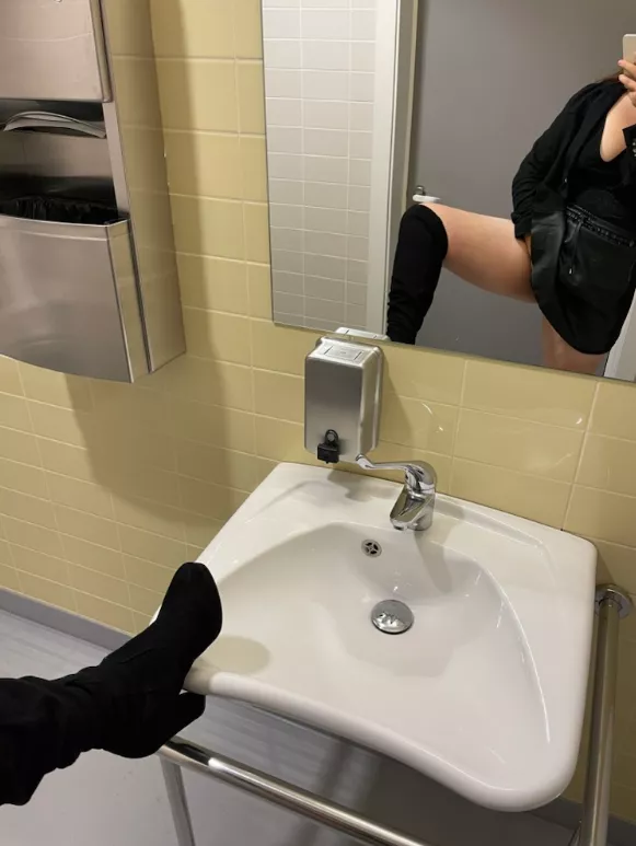 Bury your face in it posted by Scarlett_GV