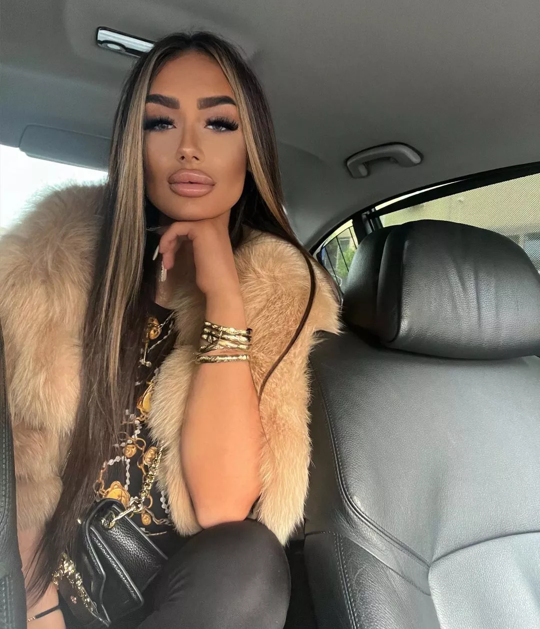 Classy women posted by bimbol0ver