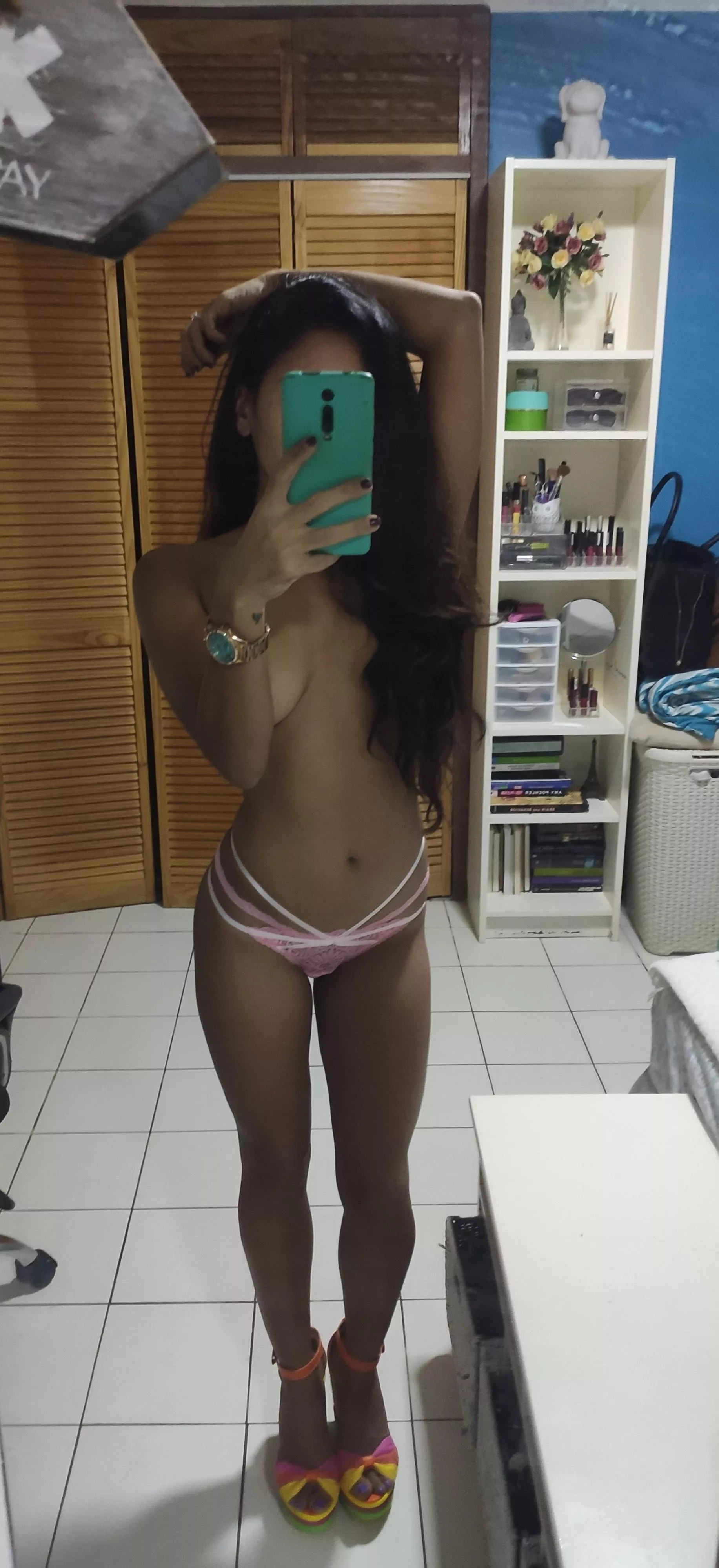 [F] Hornier in my 30's posted by Alwaysthetiniest