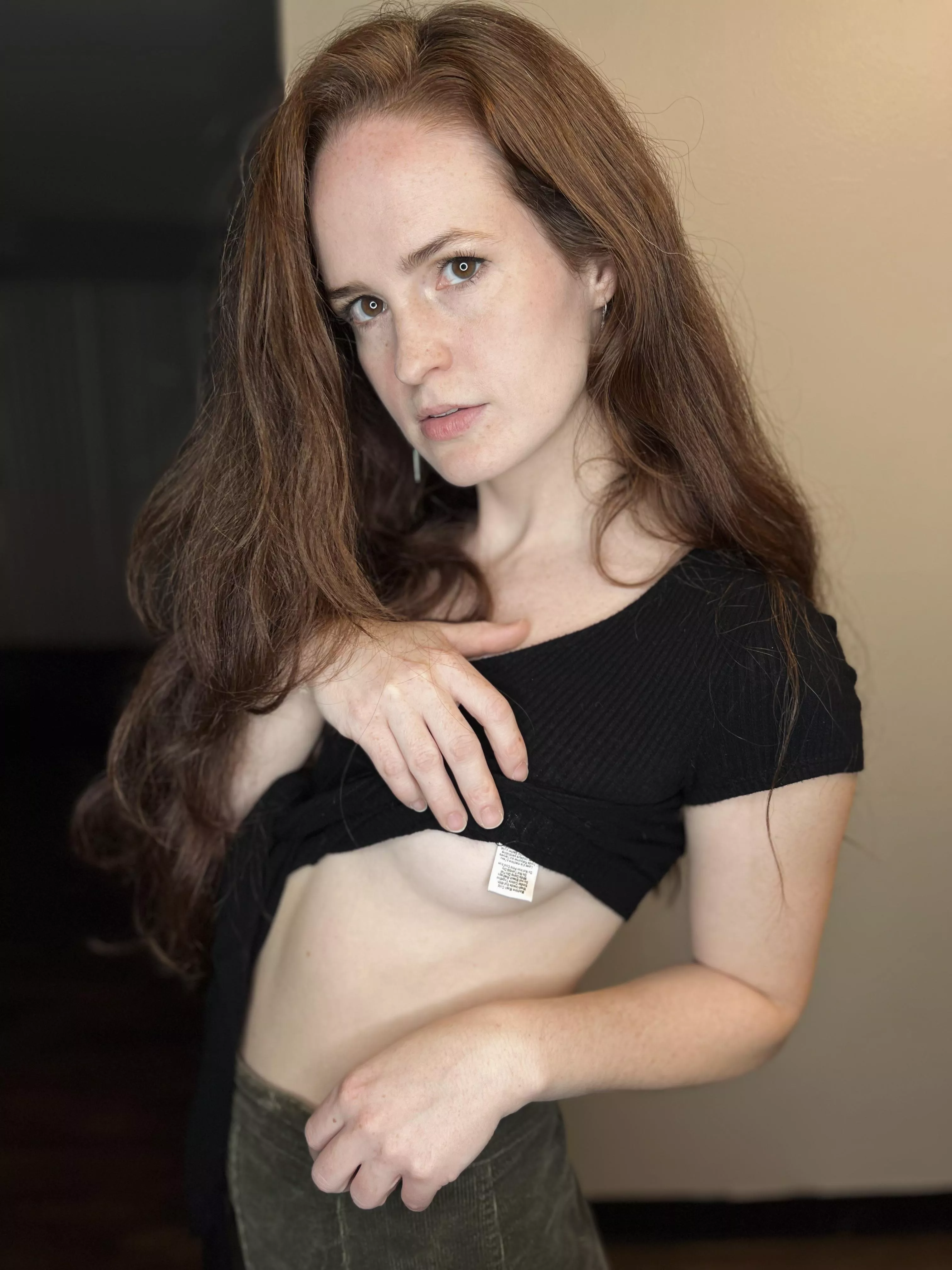 I tried to get a groundbreaking sideboob pic. My plans were foiled… posted by saltysweetcaroline