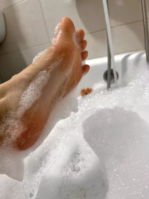 Massage please ❤️ by anna_lune_lu