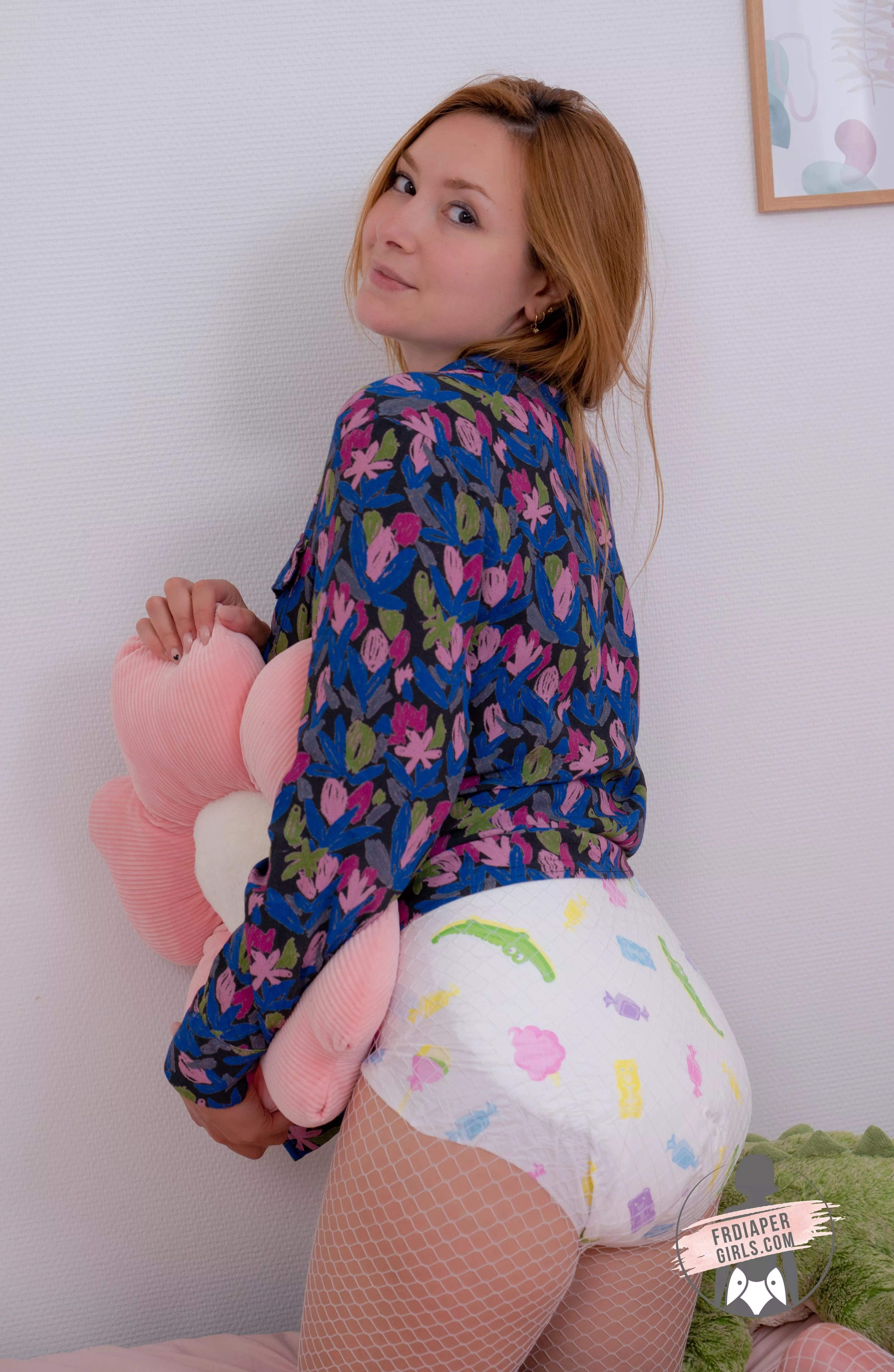 Proud lil’girl 🌸 posted by FrDiaperGirls